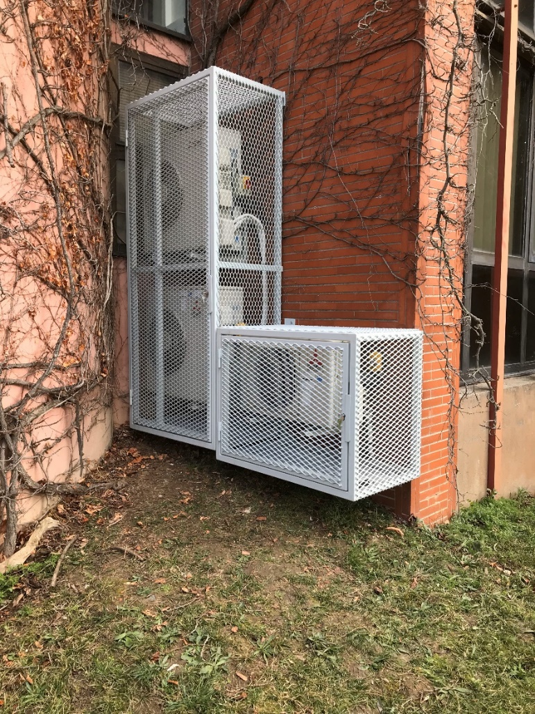 Cage de sécurité extérieure en métal