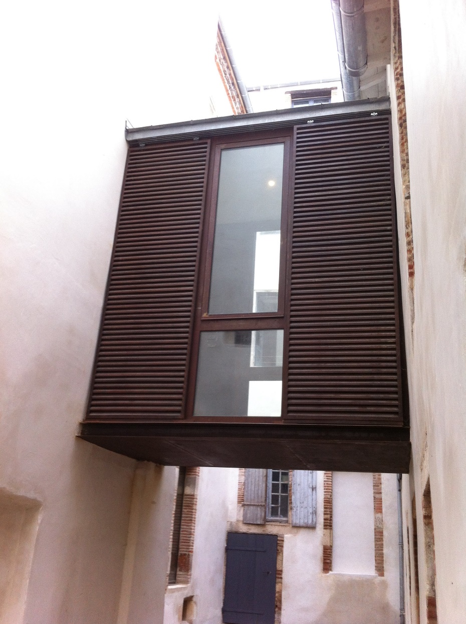 Fenêtre avec volets en bois Arlandes